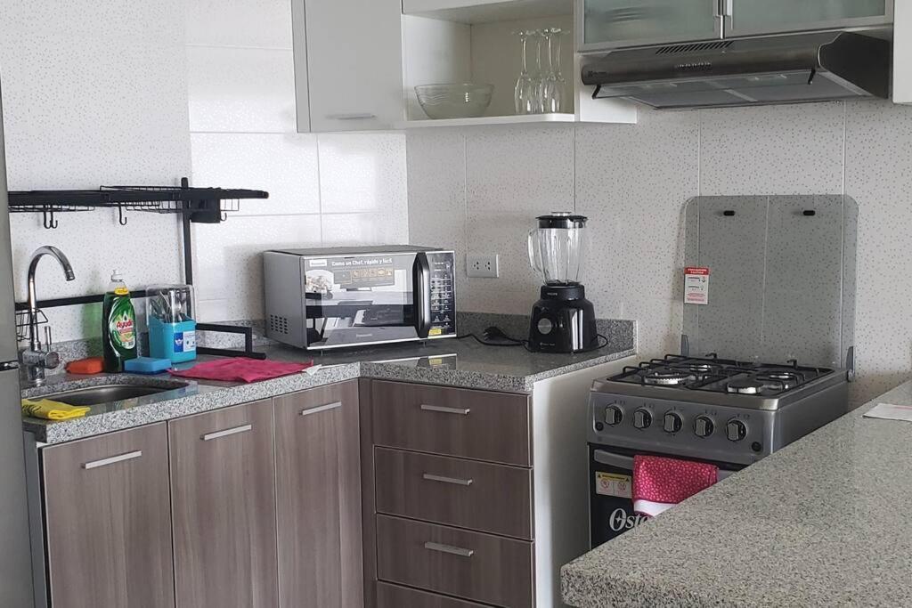 Apartamento De Estreno Con Balcon Frente Al Mar. Lima Exterior foto